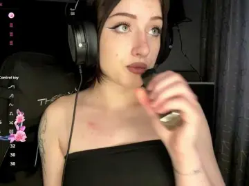 Meowluly  live sex cam