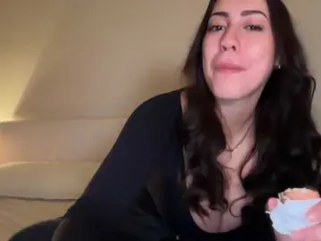 Sieena  live sex cam