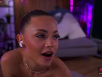 AlyseBaby  live sex cam