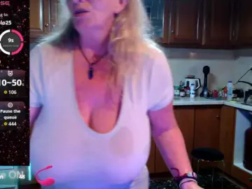 JennaDeluxe  live sex cam