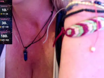 JennaDeluxe  live sex cam