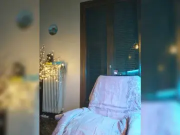 JennaDeluxe  live sex cam