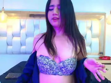 LizzyRaven  live sex cam
