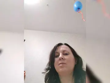 OpenGirl  live sex cam