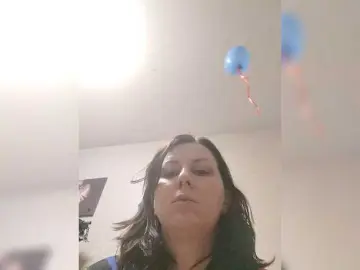 OpenGirl  live sex cam