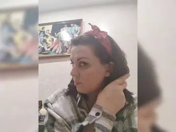 OpenGirl  live sex cam