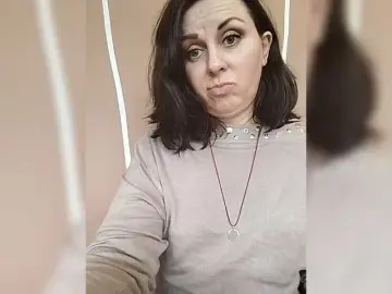 OpenGirl  live sex cam