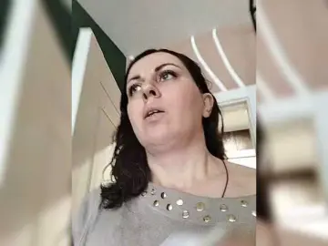 OpenGirl  live sex cam