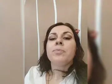 OpenGirl  live sex cam