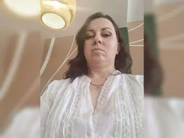 OpenGirl  live sex cam