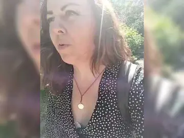 OpenGirl  live sex cam