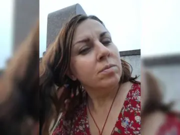 OpenGirl  live sex cam