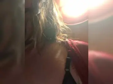 OpenGirl  live sex cam