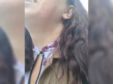 OpenGirl  live sex cam