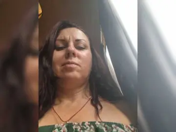 OpenGirl  live sex cam
