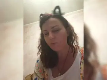 OpenGirl  live sex cam
