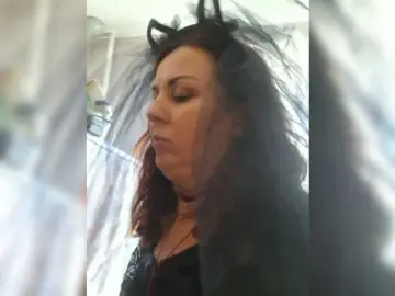 OpenGirl  live sex cam