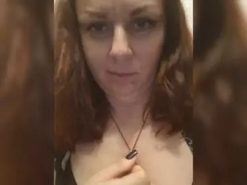 OpenGirl  live sex cam