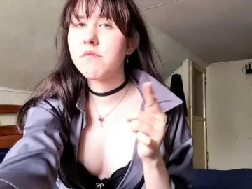RufinaFortna  live sex cam