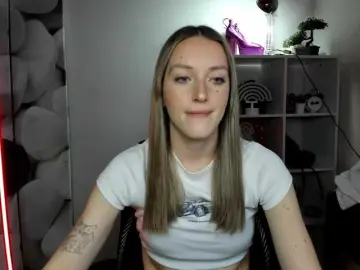 EvelynBlond  live sex cam