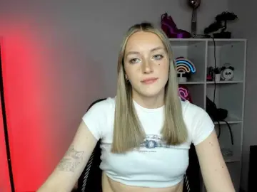 EvelynBlond  live sex cam