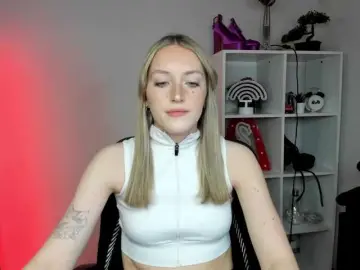 EvelynBlond  live sex cam