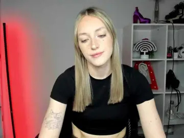 EvelynBlond  live sex cam