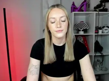EvelynBlond  live sex cam