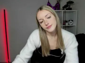 EvelynBlond  live sex cam