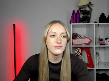 EvelynBlond  live sex cam