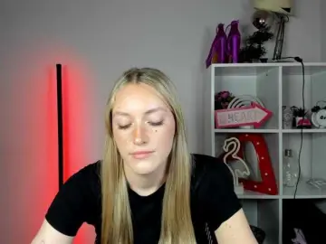 EvelynBlond  live sex cam