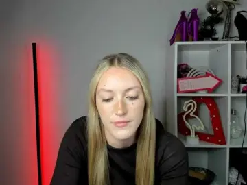 EvelynBlond  live sex cam