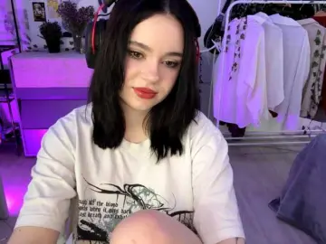 GiaZacharewicz  live sex cam