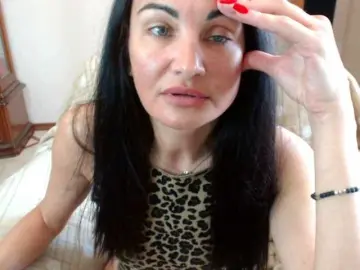 Karina8571  live sex cam