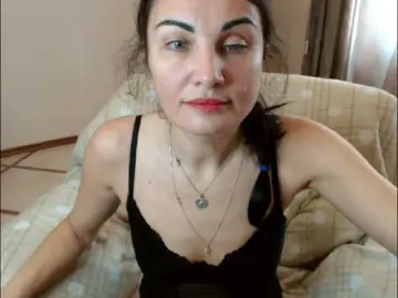 Karina8571  live sex cam