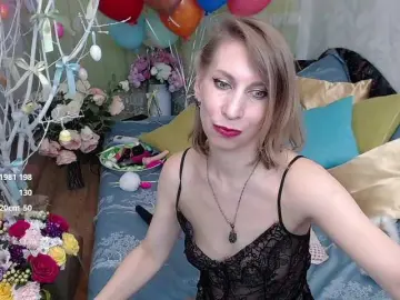 KirstenDesire  live sex cam