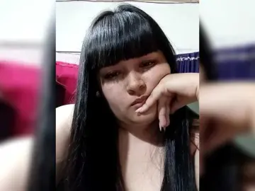 Luuu21  live sex cam
