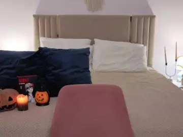 Melissa-me0w  live sex cam