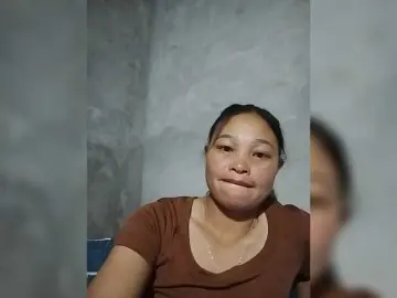 Oriana3  live sex cam