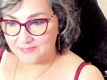 Cataleya-mom  live sex cam