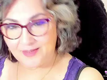 Cataleya-mom  live sex cam