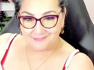 Cataleya-mom  live sex cam