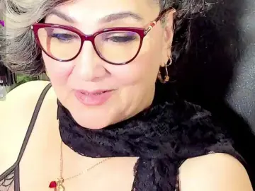 Cataleya-mom  live sex cam