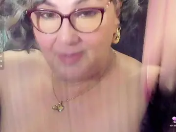 Cataleya-mom  live sex cam