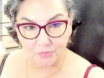 Cataleya-mom  live sex cam