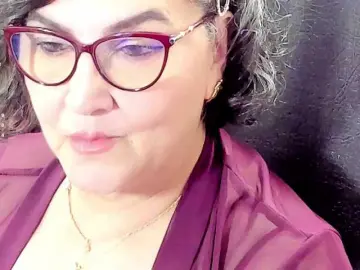 Cataleya-mom  live sex cam