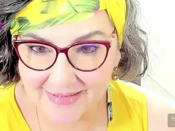 Cataleya-mom  live sex cam