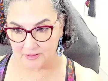 Cataleya-mom  live sex cam