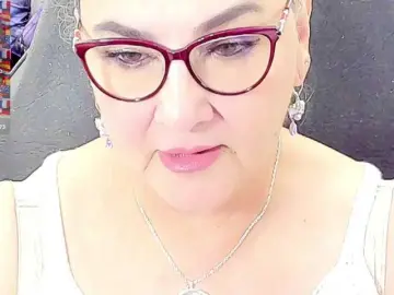 Cataleya-mom  live sex cam