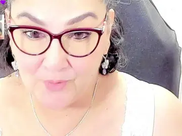 Cataleya-mom  live sex cam
